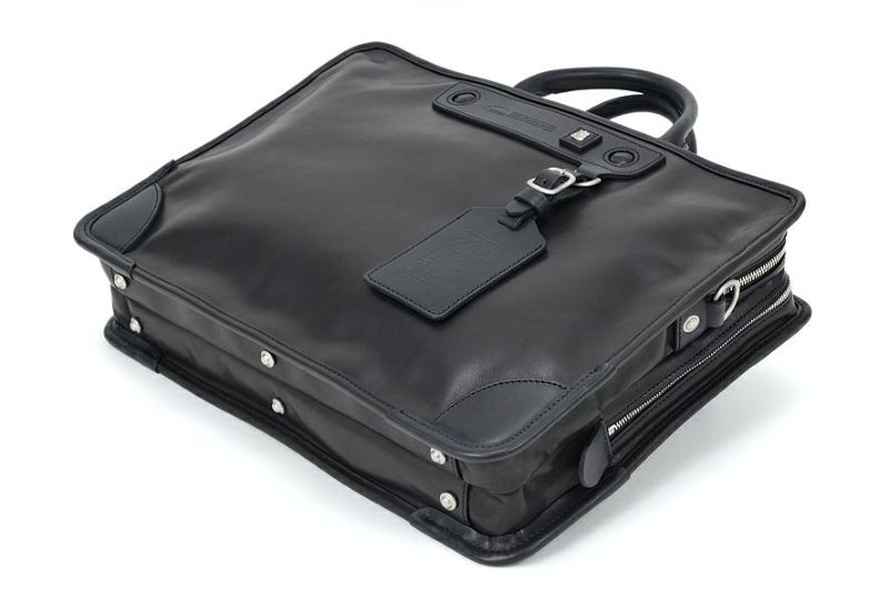 Famiglia ダブルタイプ ブリーフバッグ | CORBO. Online-Shop Famiglia ダブルタイプ ブリーフバッグ | CORBO. Online-Shop